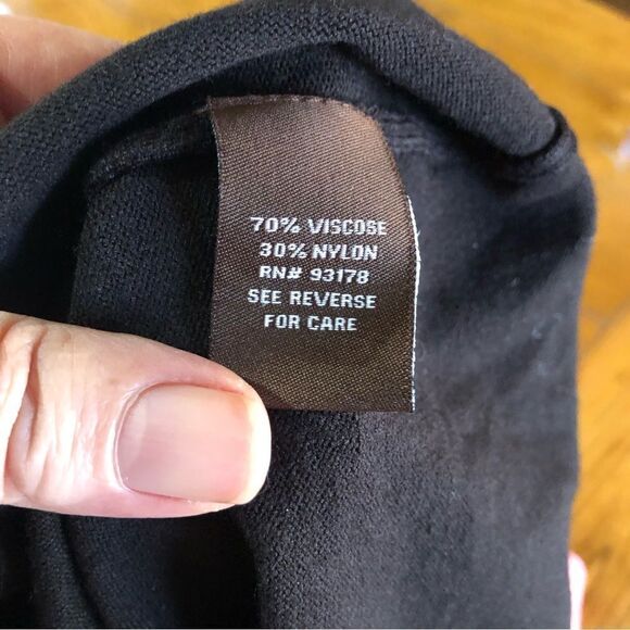 Adrienne Vittadini Easy Luxe Ruffle Scoop Neck Sweater Size S - Picture 8 of 9